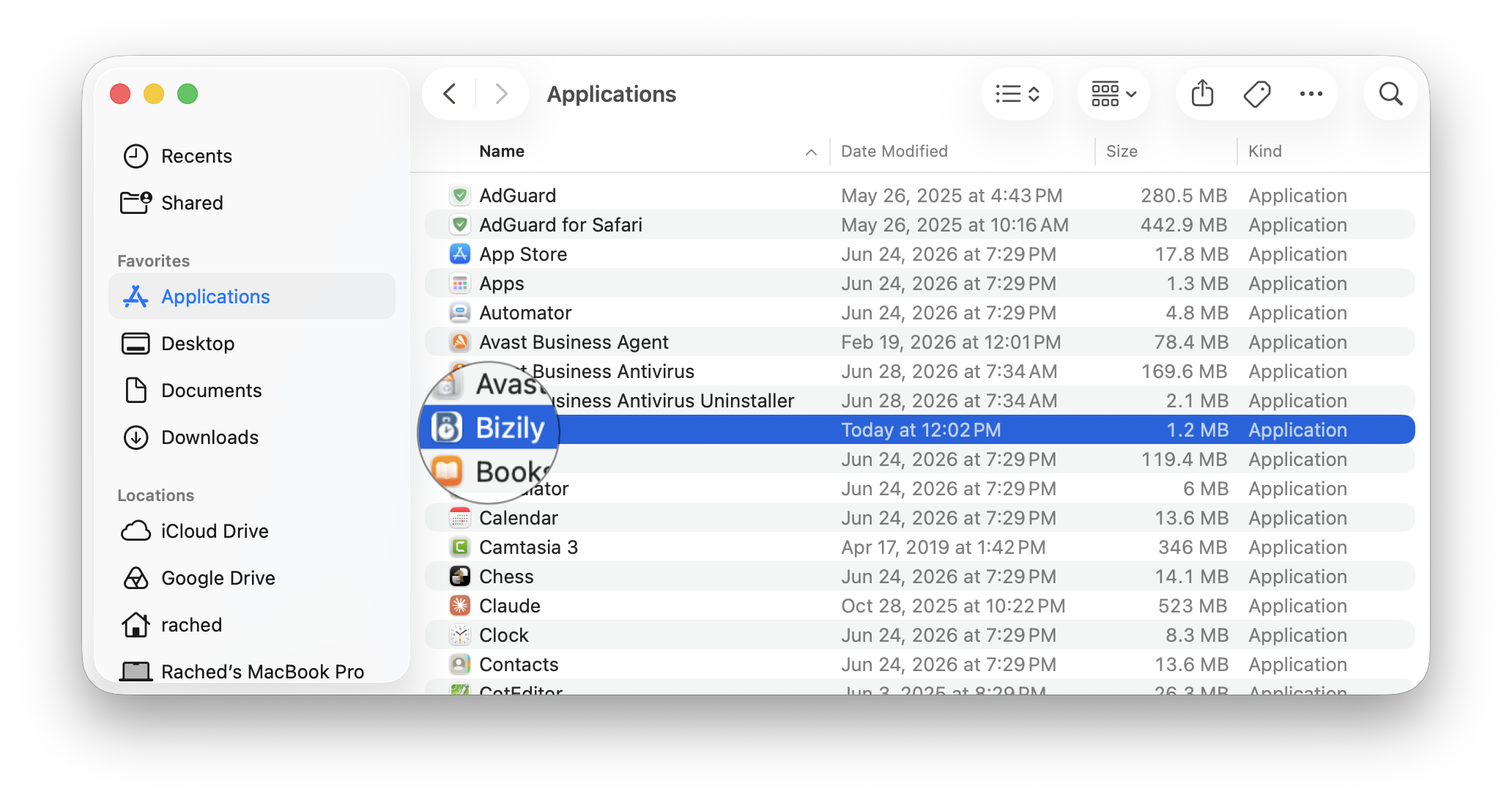 Finder Applications folder showing Bizily installed